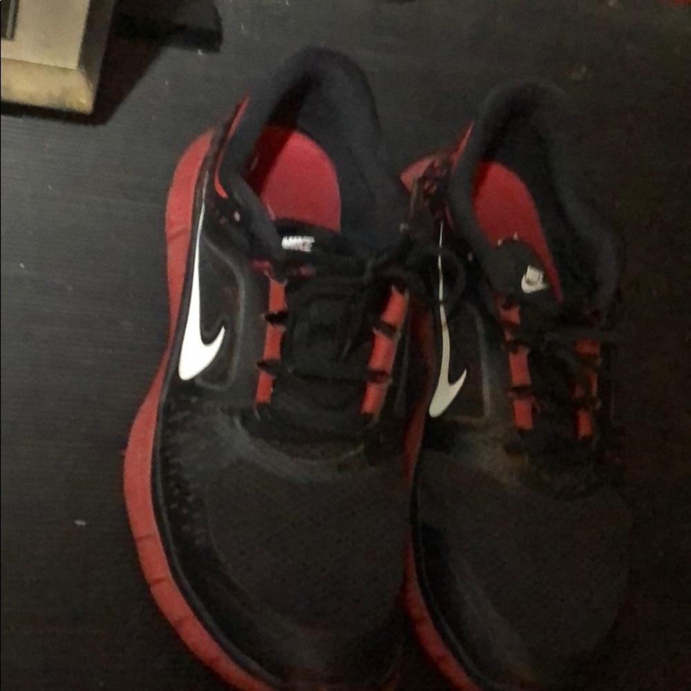 Nike - Picture 5 of 5
